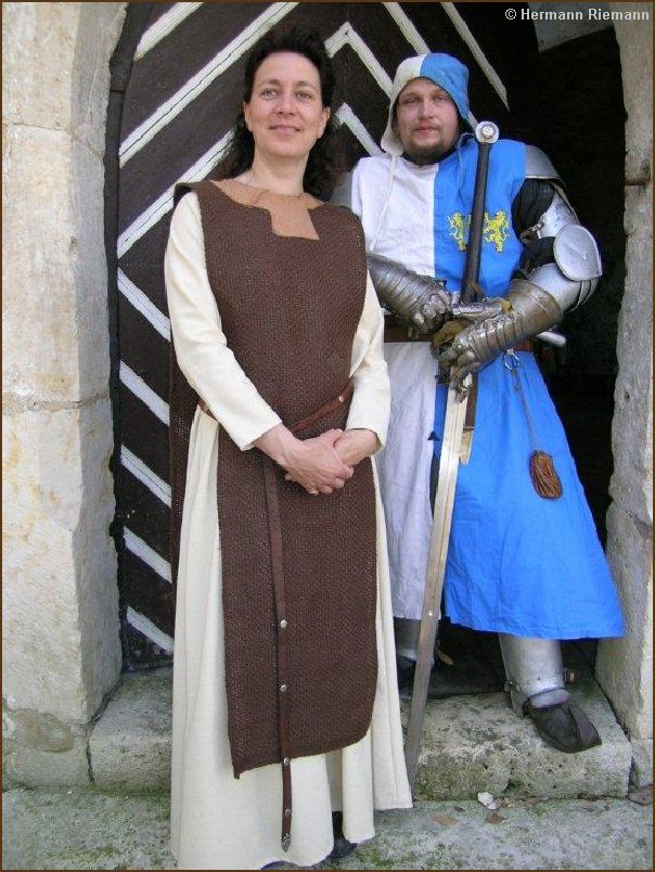 Edeldame Hedwig vom Kl�sterl mit Ihrem Besch�tzer Ritter Andreas der Fr�hliche -Quartiermeister vom Kl�sterl-