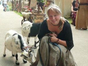 Karoline mit Ihren Viechern